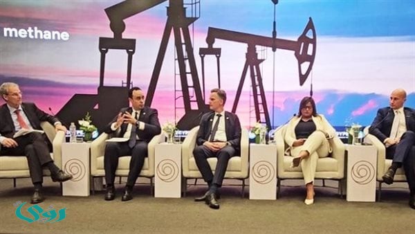 "البترول" تفتح أبواب التمويل الدولي لمشروعات خفض الانبعاثات في مصر