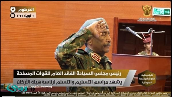 "البرهان" يشهد تسليم هيئة الأركان ويؤكد استمرار معركة "عزة وكرامة" السودان