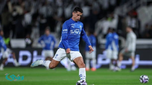 تطور جديد يحرج الهلال في ملف استعادة كانسيلو من برشلونة