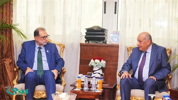 جولة ميدانية لرئيس الهيئة القومية لسلامة الغذاء بميناء الإسكندرية