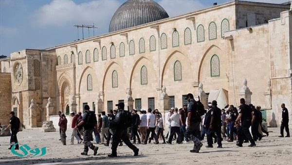 حماس تدعو الفلسطينيين لمسيرة جماعية نحو الأقصى الجمعة