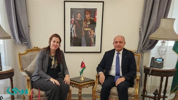 دعما لغزة.. سفير الأردن يبحث التعاون مع الصليب الأحمر بالقاهرة