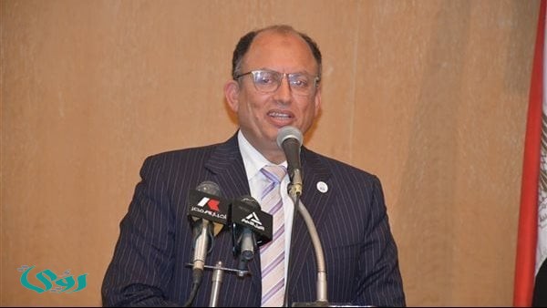 رئيس جامعة العاصمة يهنئ محافظ القاهرة بتجديد الثقة