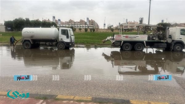 رئيس جهاز العبور: انتشار مكثف لمعدات الشفط والكسح لسحب تجمعات مياه الأمطار