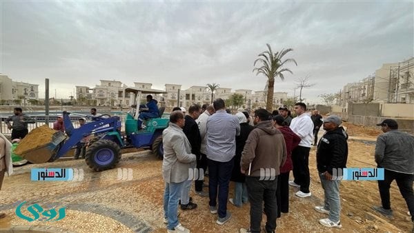 رئيس جهاز يتابع رفع كفاءة الطرق والجزر والميادين بعدة مناطق أسيوط الجديدة