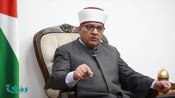 عاجل.. الاحتلال يعتقل وزير الأوقاف الفلسطيني السابق "حاتم البكري" بالخليل
