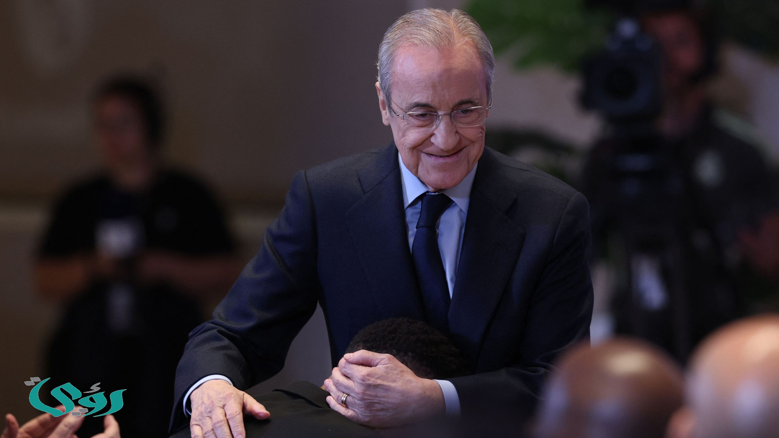 فلورنتينو بيريز يركض خلف "قاتل ريال مدريد"