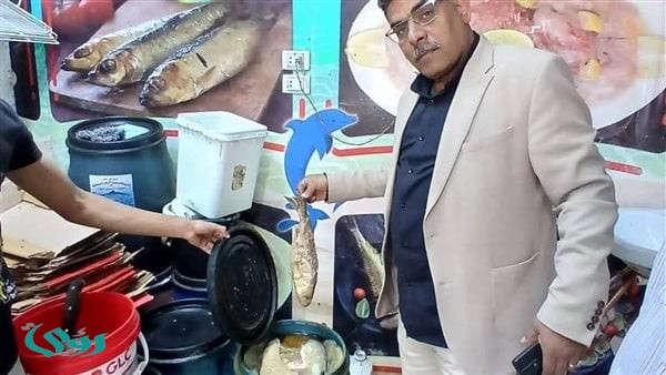 قبل شم النسيم.. حملات تموينية مكثفة لضبط أسواق الأسماك المملحة في العمرانية