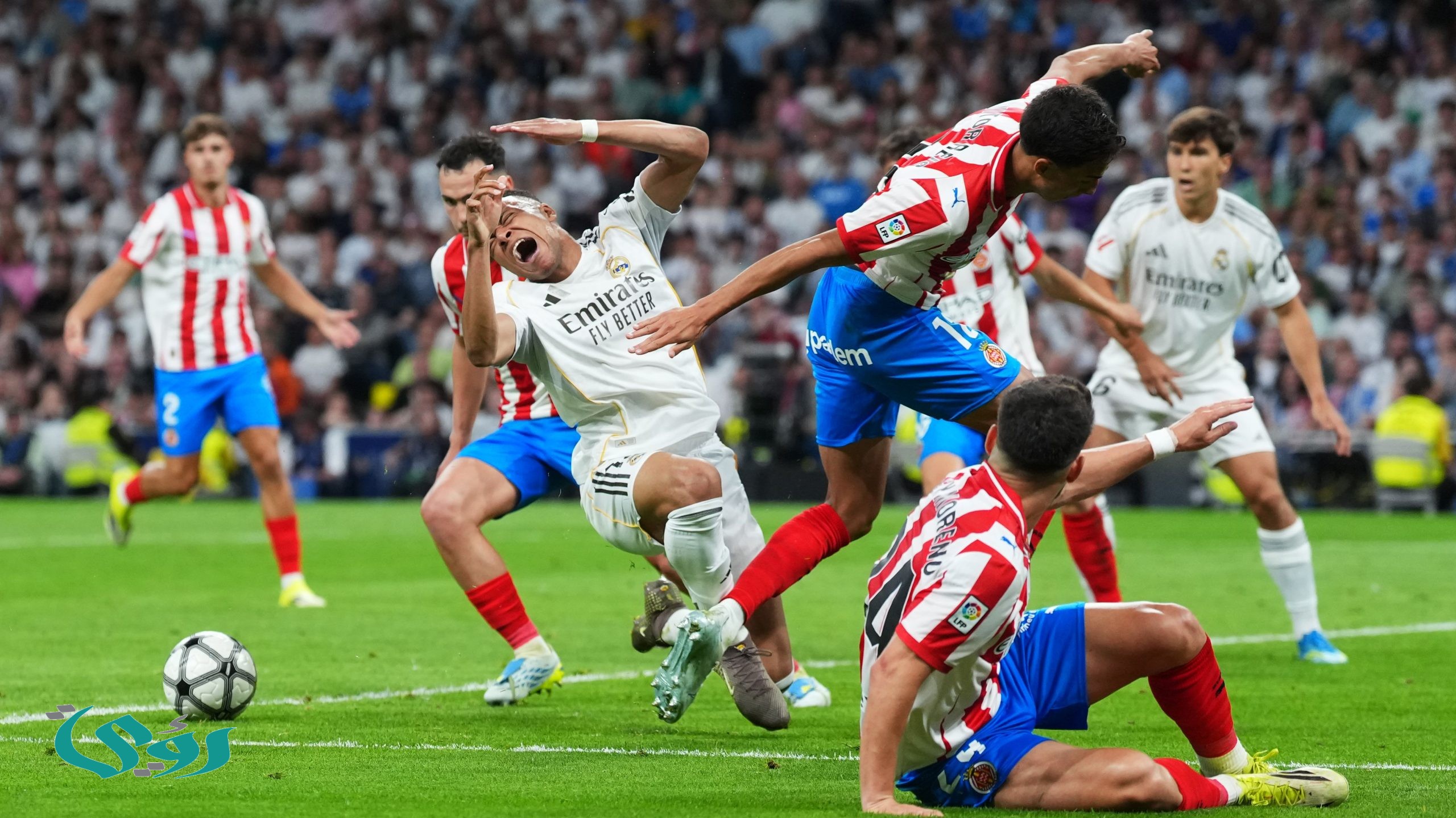 قناة ريال مدريد تتهم برشلونة في لعبة مبابي الدموية