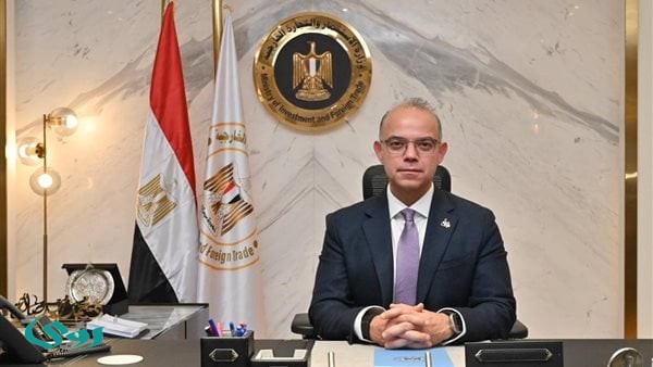 وزارة الاستثمار تفرض تدابير وقائية نهائية على واردات الصلب لحماية الصناعة المحلية