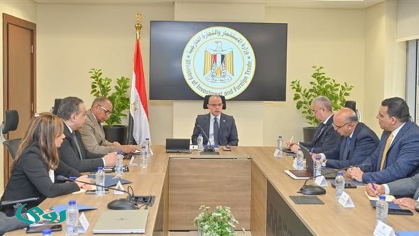 وزير الاستثمار يتابع مؤشرات الأداء ويسرع التحول الرقمي بالجهات التابعة