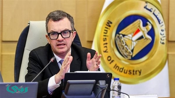 وزير التخطيط: مستعدون لتقديم الدعم اللازم للمشروعات المتوسطة والصغيرة